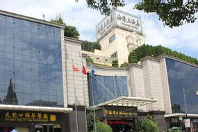 佛山(shān)海港明珠大酒店(diàn)